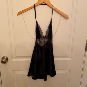 Victoria’s Secret black lace slip size small